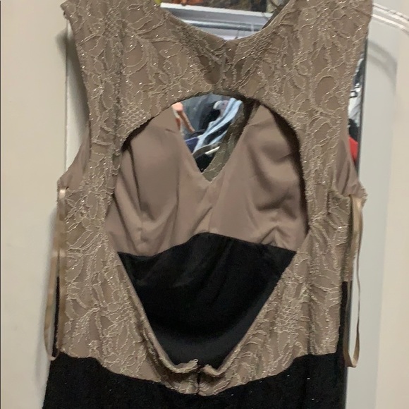 Formal prom special occasion dress - Picture 2 of 5